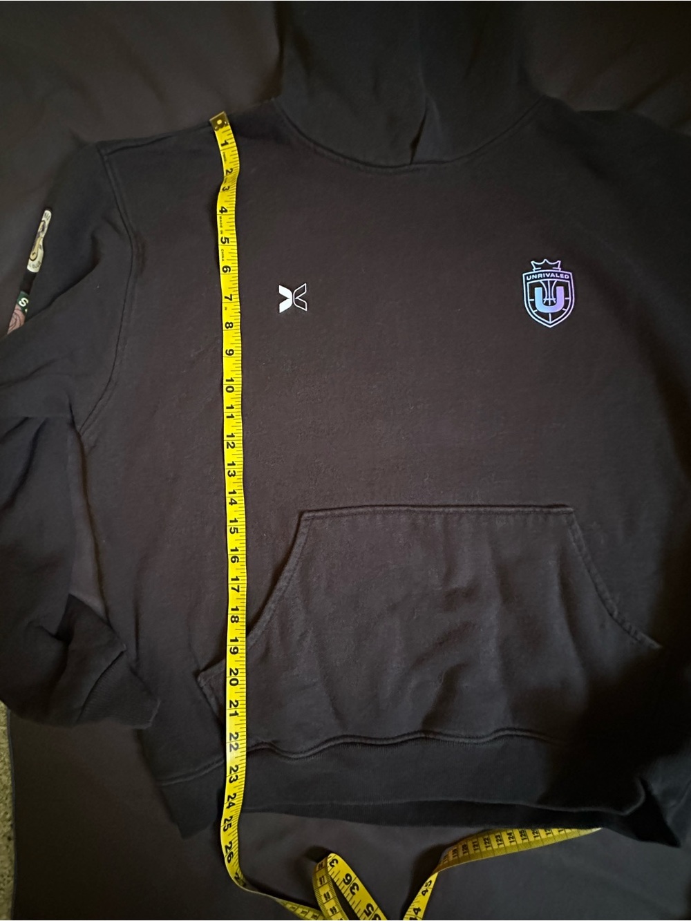 EVERYONE WATCHES WOMEN’S SPORTS™ X UNRIVALED BASKSETBALL HOODIE - Rare - Picture 10 of 10